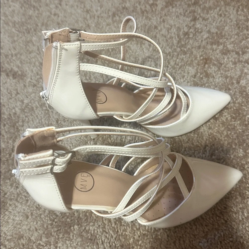 Elegant Cream Strappy Heels - Picture 3 of 5